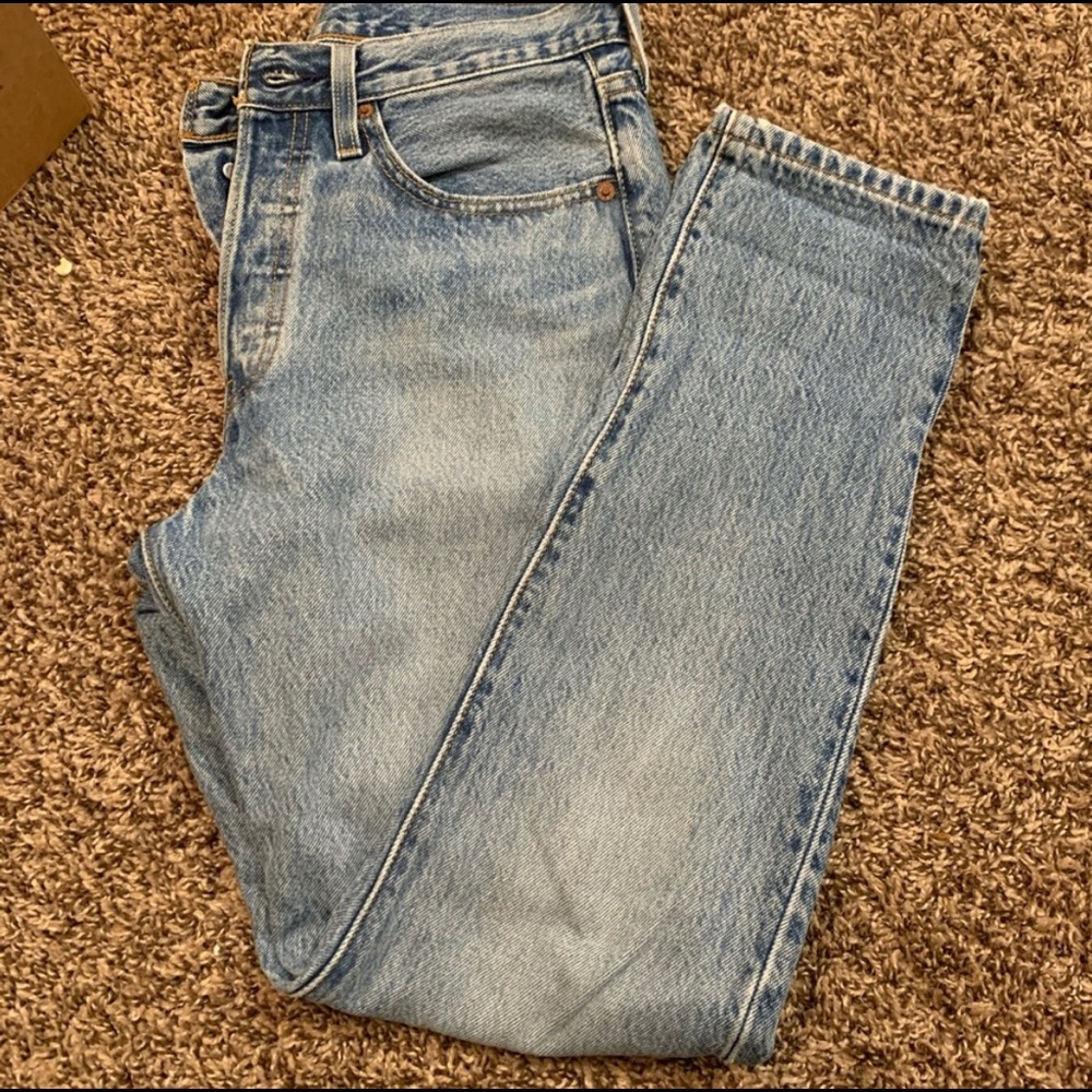 Levi 501 straight leg 100% cotton